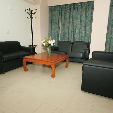 Alma Hotel Athene Buitenkant foto