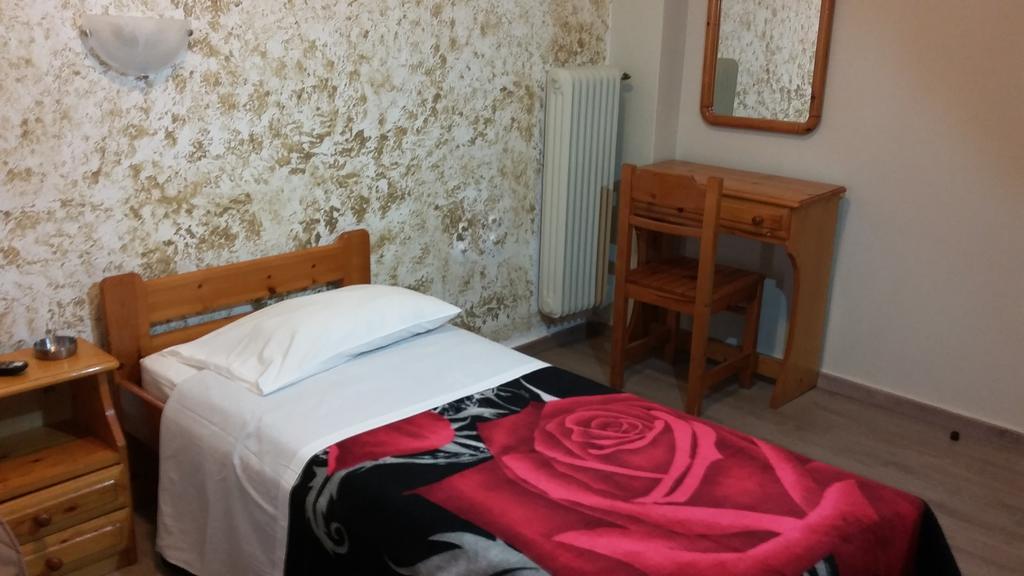 Alma Hotel Athene Buitenkant foto