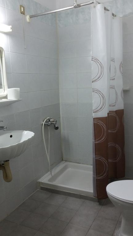 Alma Hotel Athene Buitenkant foto