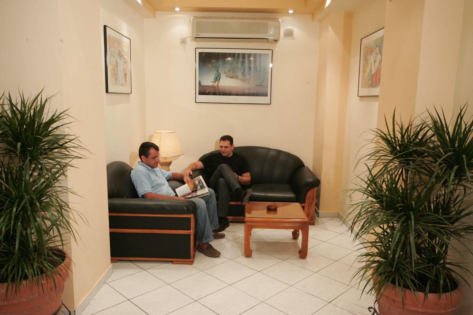 Alma Hotel Athene Buitenkant foto